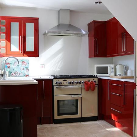 Large Cottage, 3 Beds All En-Suite, Small Village Location Overlooking Mousehole Penzance Kültér fotó